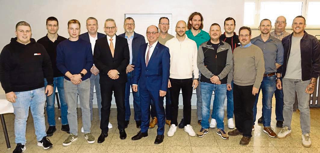 Der Schützenvorstand Altenrüthen freut sich auf das kommende Schützenjahr. Foto: Marcus Kloer