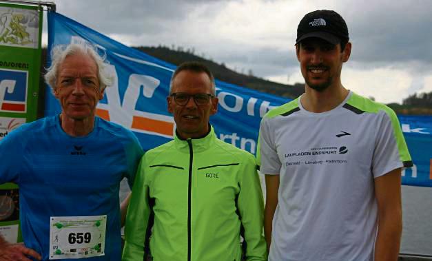 Auch die TSV-Athleten (v.l.) Johannes Becker, Aloys Buschkühl und Tobias Herrmann stellten sich beim Bergkloster-Lauf in Bestwig der Konkkurenz.