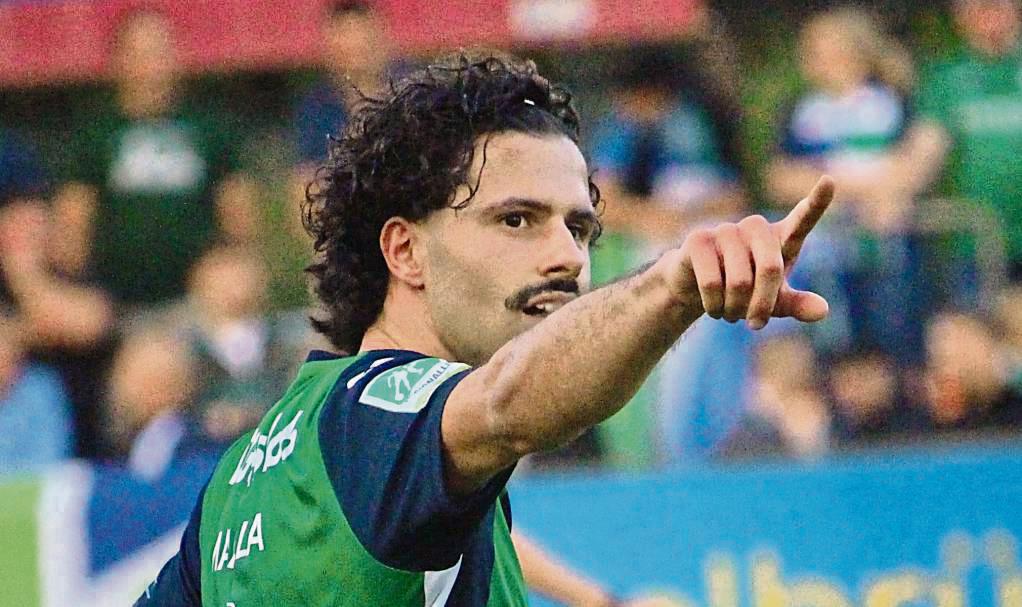 Spielverderber - zumindest aus Sicht des SuS Bad Westernkotten. Paolo Maiella, ehemaliger Akteur des SV Lippstadt, war zweifacher Torschütze beim 3:0-Erfolg des FC Gütersloh.