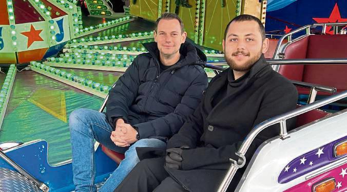 Haben sich beim Azubi-Wheeldating im Musikexpress gut unterhalten (v.l.): Marcel Marx, Ausbildungsleitung W&K Metallverarbeitung, und Dustin Mulavecz. Foto: Anja Bsdurek