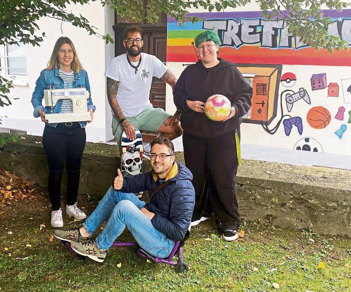 Die Bürener Jugendpflege beteiligt sich an der Aktion „Nachtfrequenz“ – mit Kickboxen und Nähen.