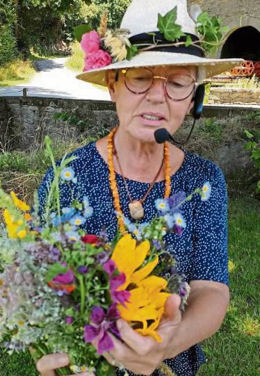Gabi Kierach zeigte die Vielfalt der Wildblumen.