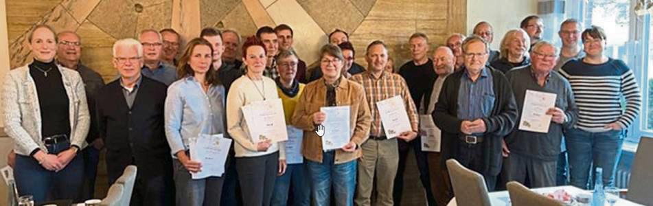 Für ihre ausgezeichnete Honigqualität im Rahmen der Honigbewertung wurden jetzt Mitglieder des Kreisimkervereins mit Urkunden ausgezeichnet.