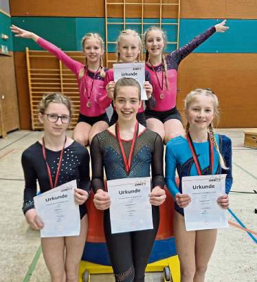 Überzeugender Auftritt in Holzwickede (h.v.l.): Mia Engelmeier, Karla Friedrich, Liane Ritter; (v.v.l.): Elisa Franck, Isabel Dammann und Leana Lingens.