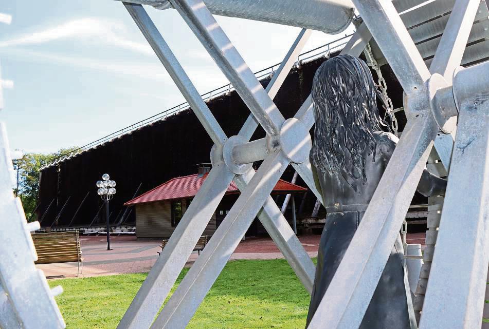 So groß wie in Bad Westernkotten soll es gar nicht sein: Um das Image des Kurortes Bad Waldliesborn aufzupolieren, schlägt Eckehard Nischak ein „Mini-Gradierwerk“ vor. Foto: Dietz