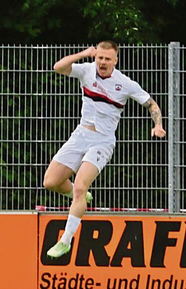 Bleibt bis 2026 beim SV Lippstadt: Aufstiegsheld Gerrit Kaiser. Foto: Lütkehaus