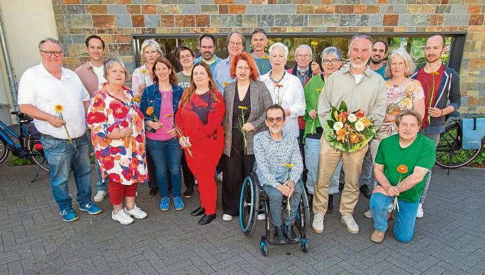 Die Kreistags-Direktkandidaten von Bündnis90/Die Grünen, darunter Landratskandidat Jan Hülsemann (5.v.r.). Foto: Brüggestraße