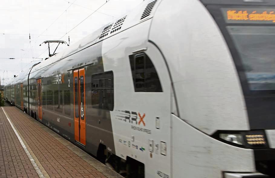 National Express lässt die RE 11 nicht mehr bis Düsseldorf fahren. Archivfoto