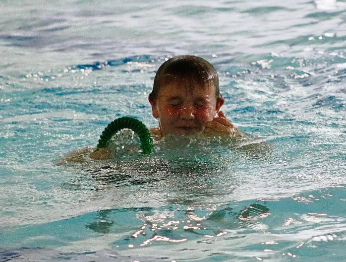 Bahnen ziehen, tauchen und planschen im Lehrschwimmbecken – dafür fehlt noch eine Aufsicht. Archivfoto: Ulrike Dietz