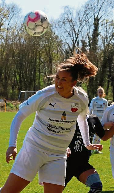 Mit Köpfchen agieren wollen die Lipperoder Damen. Es geht zur Schießbude der Liga nach Welver. Foto: Wiegand