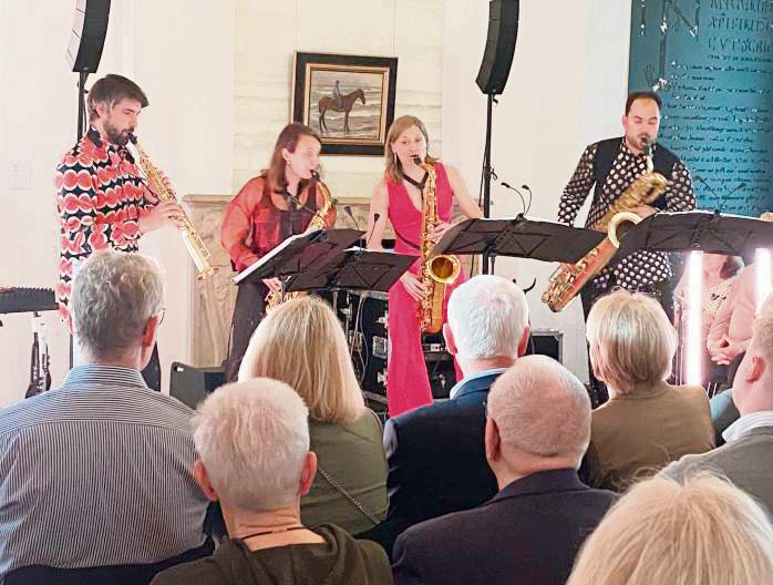 „Quirky Nightclub Chronicles“ hatte das Arcis Saxophon Quartett bei den „Museumskonzerten“ im Gepäck. Das Spektrum reichte von Zappa bis hin zu Piazzolla. Foto: Hartleb