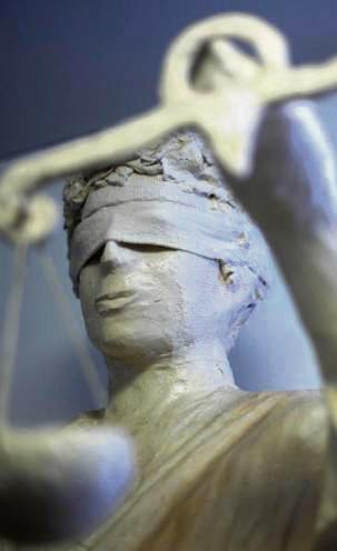 Ein 40-Jähriger muss sich wegen Kinderpornografie vor dem Landgericht verantworten. Foto: dpa