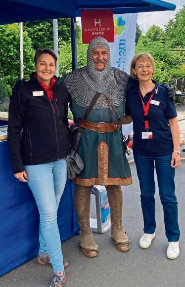 Unser Bild zeigt (v.l) Angelika Bolz, Bernhard Bartscher und Christine Zander beim 41. Westfälischen Hansetag.