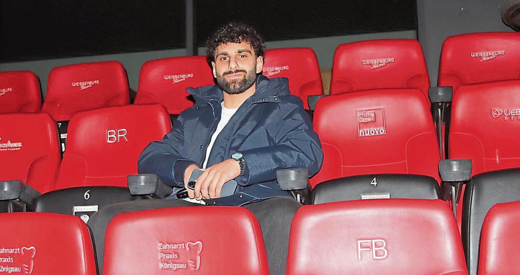 Bisher nur in der Zuschauerrolle: Mazlum Bulut hat wegen einer hartnäckigen Verletzung noch kein einziges Pflichtspiel für den SV Lippstadt bestritten. Foto: Frank Lütkehaus