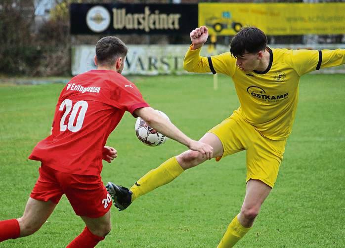 Auf fremden Plätzen ist der SuS Bad Westernkotten bisher eine Macht. Das wollen Louis Sprick (r.) und seine Teamkollegen jetzt auch in Menden unter Beweis stellen. Foto: Heinke