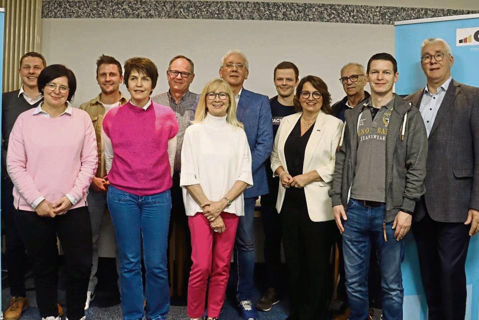 Viele bekannte aber auch neue Gesichter: Bei der Mitgliederversammlung des CDU-Stadtverbandes Geseke wählten die Mitglieder ihren neuen Vorstand. Foto: Bertermann