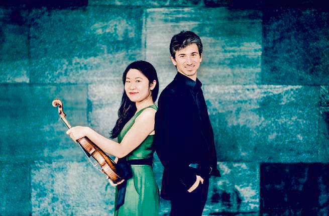 Tianwa Yang und Nicholas Rimmer sind am 14. Dezember in der Lippstädter Jakobikirche zu hören. Foto: Andrej Grilc