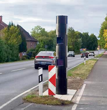 An der B55 in Langenberg ist die Radarfalle erneuert worden. Foto: Schwade