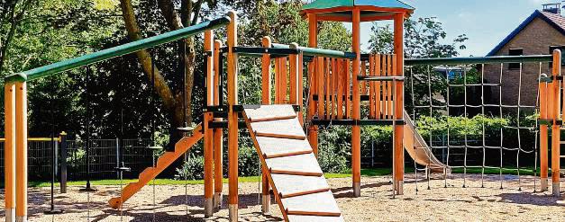 Auf Initiative des ehemaligen Ortsvorstehers Berthold Buttler wurde der Spielplatz am Lippkamp in diesem Jahr komplett erneuert.