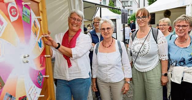 Überraschungen bietet der Unterhaltungsreigen des kfd-Diözesanverbands beim Tag der Frauen zur Libori-Woche.