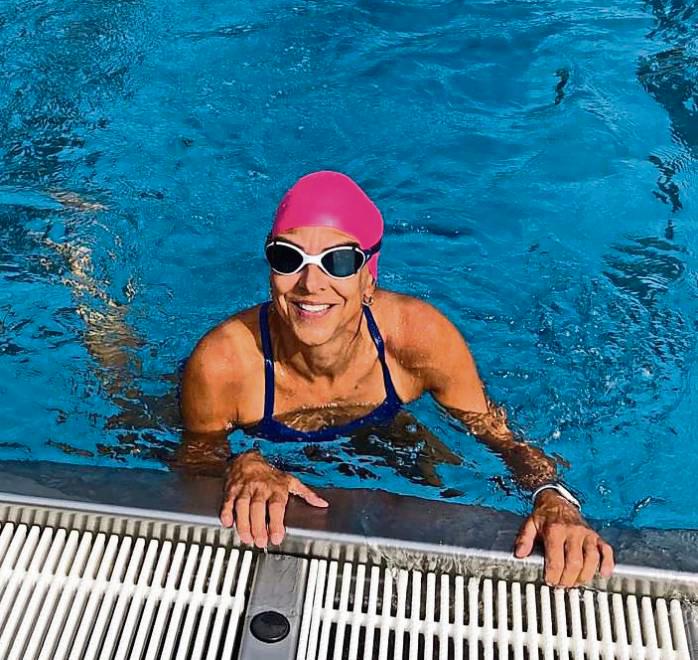 Ein Jahr lang hat sich Sonja Schulte auf das Wett-Schwimmen vorbereitet.