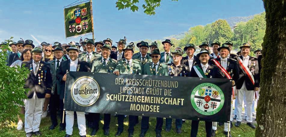 Schützen aus 25 heimischen Vereinen des Kreisschützenbunds Lippstadt reisten nach Mondsee in Österreich zum Europa-Schützenfest.