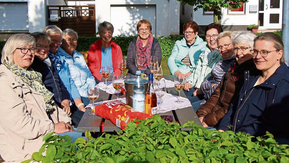 Eine Bank als Abschied: Die kfd Erwitte hat sich aufgelöst. Foto: Löseke