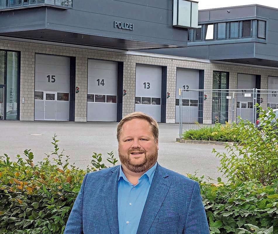 Das Rettungszentrum in der Kreisstadt Soest steht für Heinrich Frieling sinnbildlich für die Verlässlichkeit. Foto: Maack