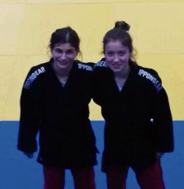 Pia Benzigül (l.) und Bente Pankewitz vom DJV Yawara Lippstadt konnten für ihr Team ordentlich punkten.