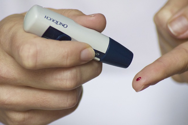 Wer Diabetes hat, muss regelmäßig seinen Blutzuckerspiegel messen. Foto: Pixabay