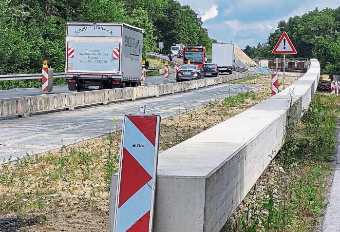 Seit der Insolvenz des Bauunternehmers liegt die Brücken-Baustelle am Margaretensee brach. Foto: schwade