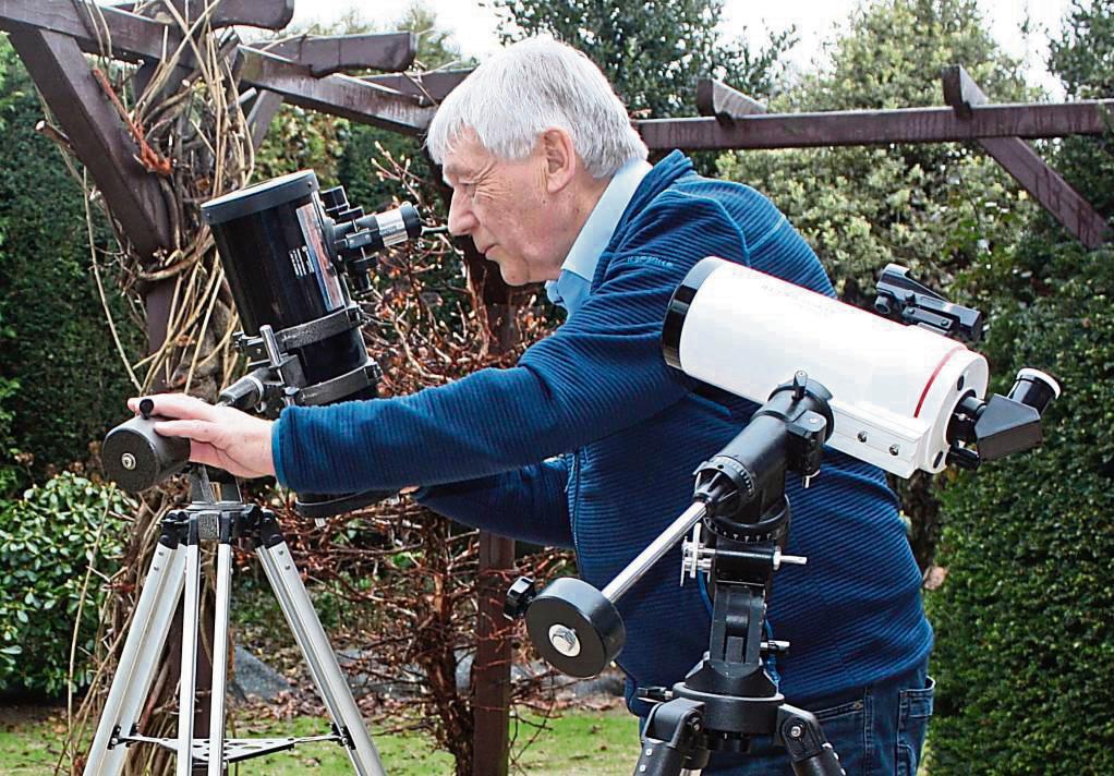 Damals wie heute ist Günter Fiedler Mitglied der Astronomischen Arbeitsgemeinschaft Geseke. Er hielt 1974 sogar einen Vortrag über Kohoutek. Archivfoto: Dormels