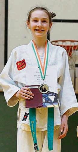 Über Gold und den Westdeutschen Meistertitel freute sich Emma Reiche von der BSG Benninghausen.