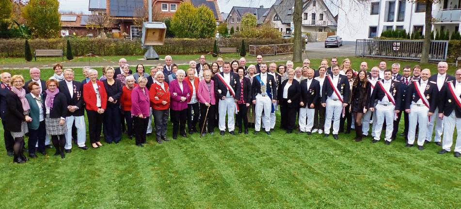80 ehemalige Schützenköniginnen und Könige nahmen am Treffen in Störmede teil.