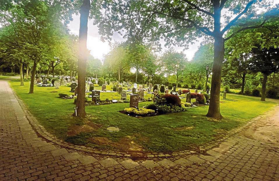 Ruhestätte – und das im wahren Wortsinn. Der Westfriedhof ist trotz der Nähe zur Overhagener Straße ein Ort der Ruhe und des Erinnerns. Foto: Vielberg