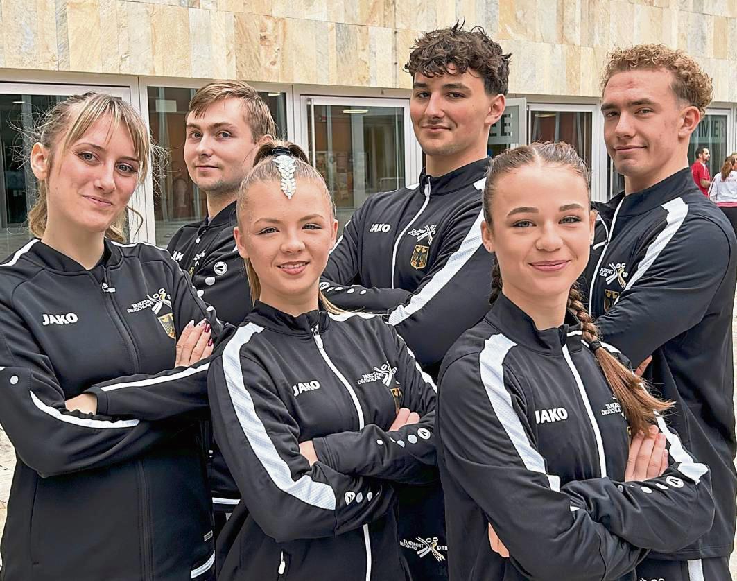 Die deutsche U21-Nationalmannschaft im Rock ‘n’ Roll startete beim Weltcup in Genf. Mittendrin die beiden Lippstädter Pink Panthers Sayen Hecken (3.v.l.) und Max Dudos (4.v.l.).