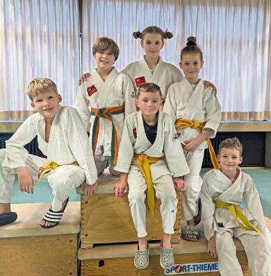 Auf Medaillenjagd gingen die jungen Judoka der BSG Benninghausen beim Racoon-Cup in Wickede – mit Erfolg.