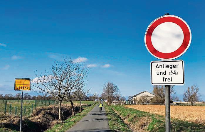 Seit 2012 gilt im Seuchenlinder Weg ein Durchfahrtsverbot für den allgemeinen Fahrzeugverkehr. Foto: Mintert