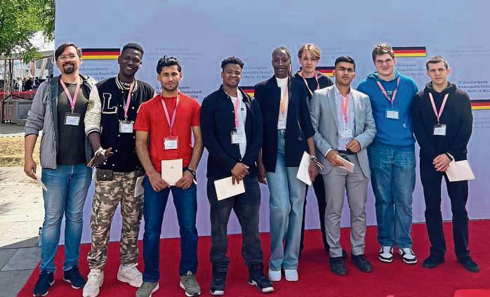Die Gruppe „Migrant*innen mischen mit“ war jetzt beim Jugendkongress in Berlin.