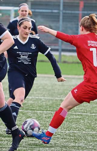 Die Frauen des SV 03 Geseke (in Schwarz) befinden sich nach 12 sieglosen Spielen in der Bezirksliga in akuter Abstiegsgefahr. Foto: Feichtinger