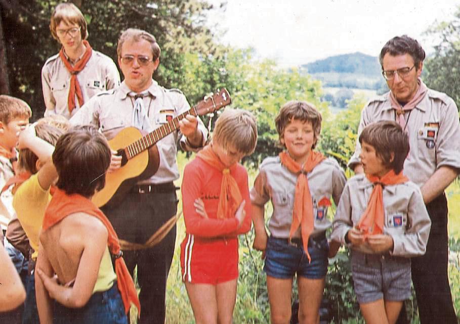 Impressionen aus den 1980er Jahren: So stellt man sich das Pfadfinderleben vor.