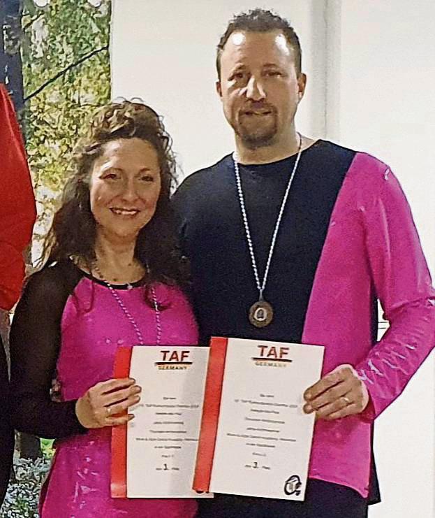 Das Lippstädter Paar Jana und Thorsten Ambrosinow träumt von der Weltmeisterschaft im Discofox.