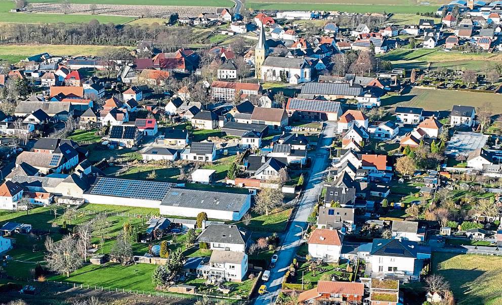 Mellrich von oben: Das Dorf bereitet sich schon jetzt auf sein großes Jubiläum im Jahr 2027 vor. Dazu sind verschiedene Aktionen geplant. Archivfoto: Bernd Eickhoff