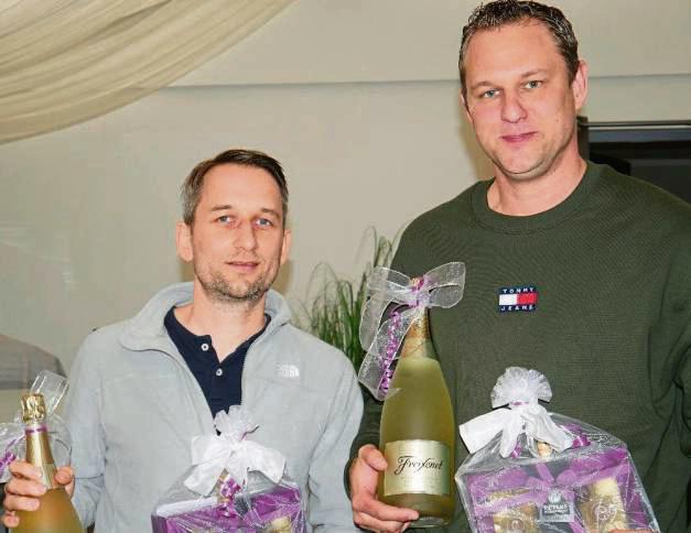 Die Brutto-Sieger beim Vierball-Turnier des Golfclubs Lippstadt heißen Miachel Voss (l.) und Sören Hohelüchter (r.).