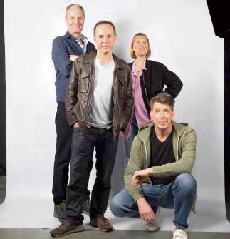 „Zoom!“ verwandelt die Theaterbühne in eine Videokonferenz. Foto: Charlotte Wulff