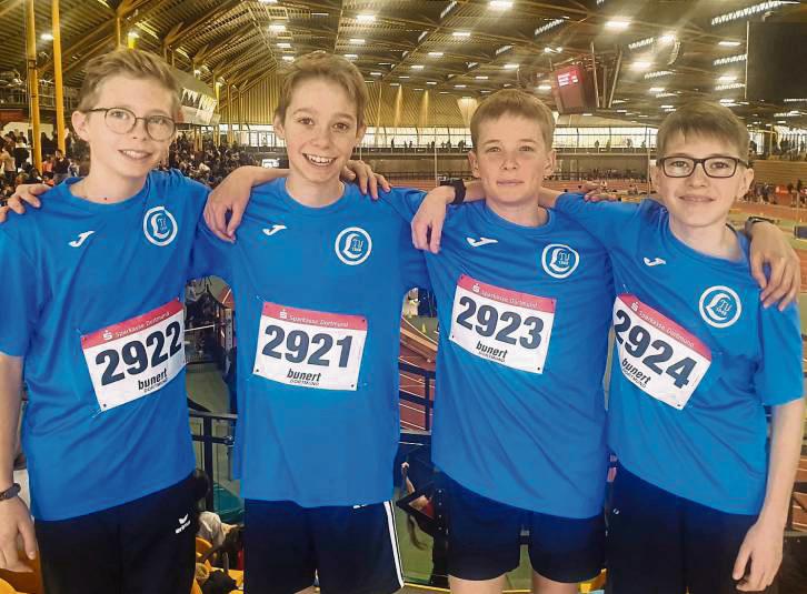 Einen starken Einstieg in die Hallensaison feierten die Nachwuchsathleten des LTV Lippstadt (v.l.): Vincent Hesse, Julius Hesse, Milo Röhrig und Bennet Salmen.