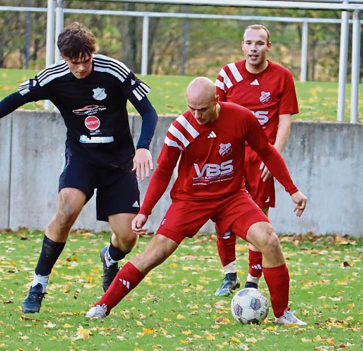 Schnell für klare Verhältnisse sorgte Tabellenführer RW Horn (in Rot) beim 9:0-Heimsieg gegen Sichtigvor. Foto: Uwe Feichtinger