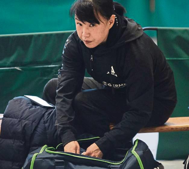 Tasche packen heißt es auch für Yang Henrich, denn der TTK Anröchte bestreitet an diesem Wochenende seine letzten beiden Auswärtsspiele der Saison in der Nähe von Augsburg und München. Foto: Wiegand