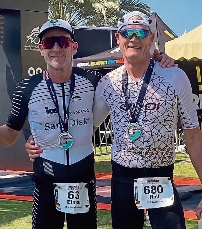 Legten im Oman einen erfolgreichen Wettkampf hin: Die beiden Triathleten Elmar Sprink (l.) und Rolf Brölemann trotzten auch dem Wetter.