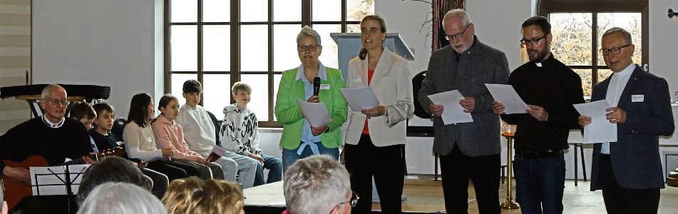 Die Gemeindereferentinnen und Geistlichen des Pastoralen Raums widmeten den ehrenamtlich Tätigen der Gemeinden ein Fest, um gebührend Danke zu sagen. Foto: Biermann
